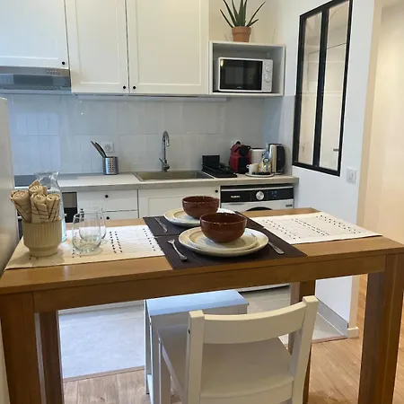 T1 En Centre-ville De Juan Les Pins Apartment