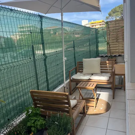 T1 En Centre-ville De Juan Les Pins 아파트