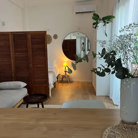 T1 En Centre-ville De Juan Les Pins Apartamento Antibes